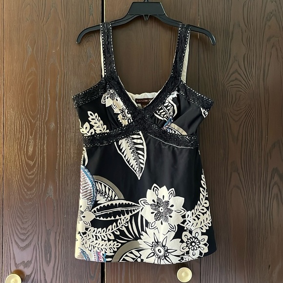Bandolino strapped top. Cream/black top with turquoise and cranberry. Size 12 - Picture 1 of 10